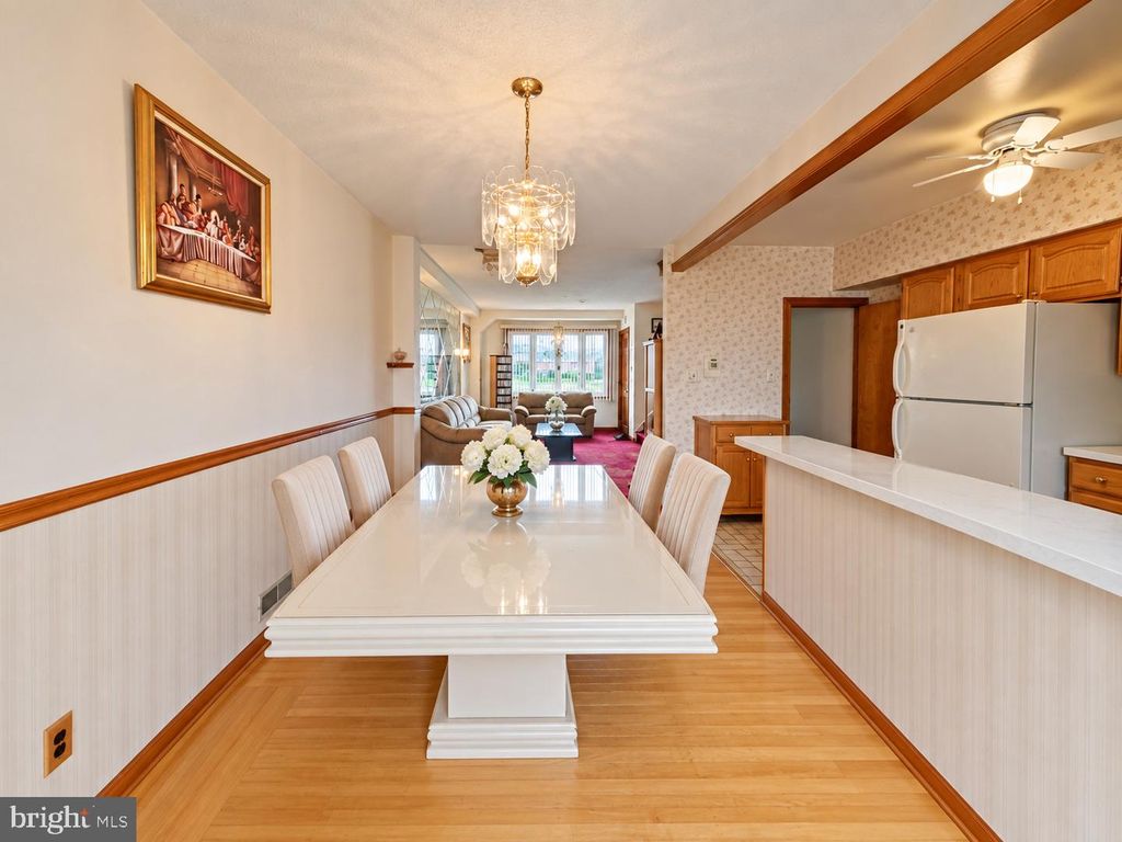 7411 ELMWOOD AVE, PHILADELPHIA, PA 19153 — photo 3