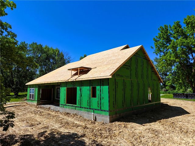 2094 State Route 718, Troy, OH 45373