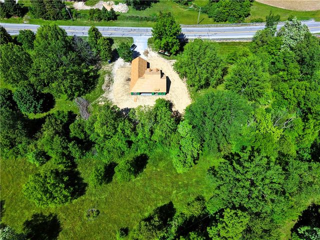 2094 State Route 718, Troy, OH 45373
