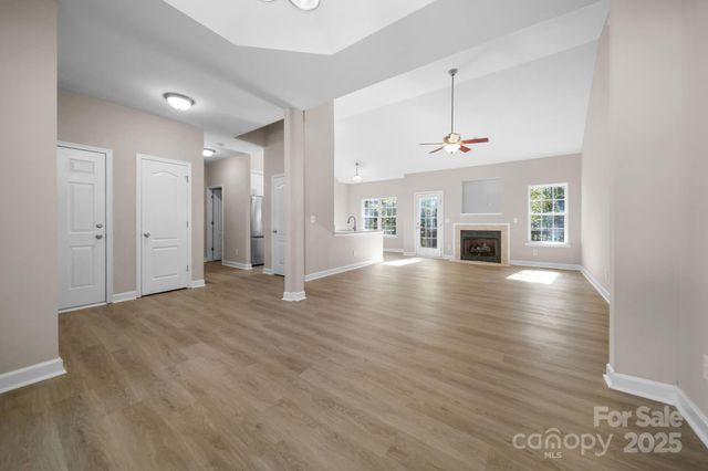 125 Grafton Place, Troutman, NC 28166