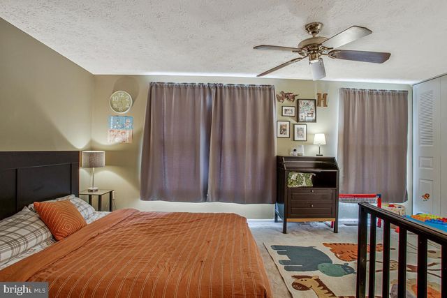 8061 CROYDON WAY, Pasadena, MD 21122