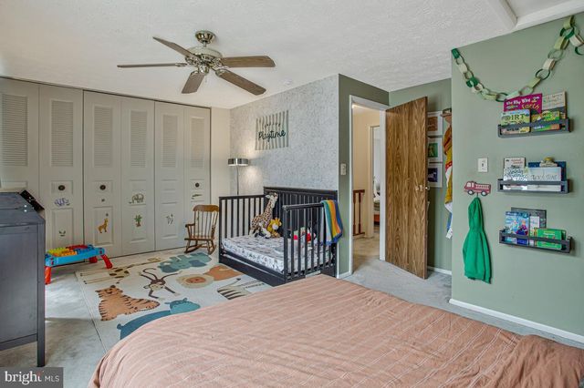 8061 CROYDON WAY, Pasadena, MD 21122