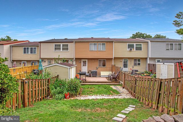 8061 CROYDON WAY, Pasadena, MD 21122