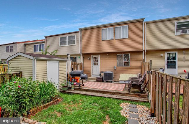 8061 CROYDON WAY, Pasadena, MD 21122