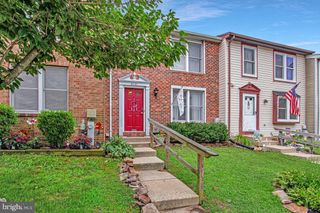 8061 CROYDON WAY, Pasadena, MD 21122