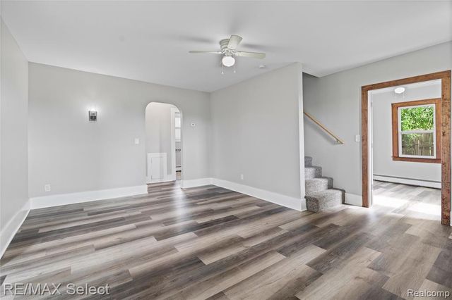 3933 East Street, Saginaw, MI 48601