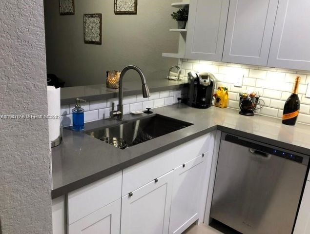 4913 SW 141st Ave 2, Miramar, FL 33027