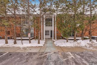 408 Fox Hills #a5 Drive, Bloomfield Hills, MI 48304