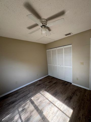 1557 LONG POND DRIVE, Valrico, FL 33594