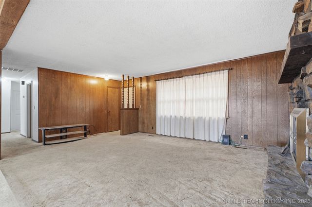 12710 W 68th Street S, Sapulpa, OK 74066