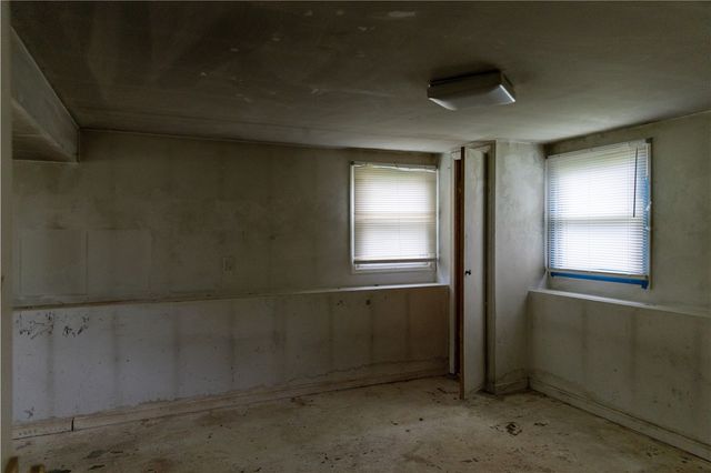 64 Perkins Avenue, Cranston, RI 02910