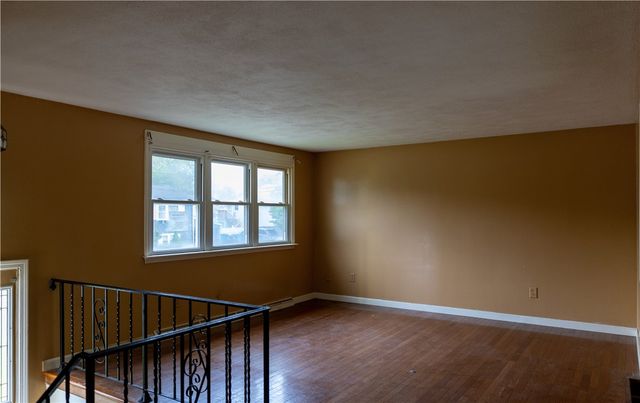 64 Perkins Avenue, Cranston, RI 02910