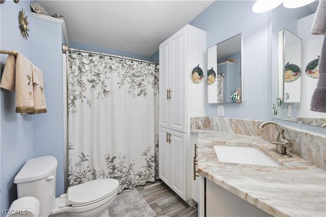 17520 AZALEA LN, Fort Myers Beach, FL 33931
