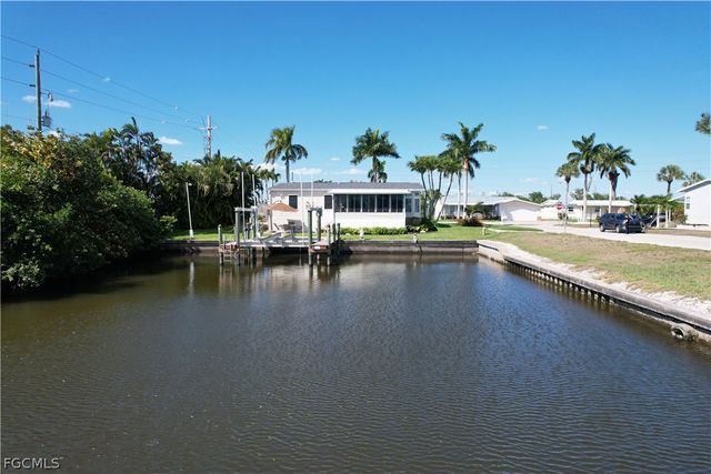 17520 AZALEA LN, Fort Myers Beach, FL 33931
