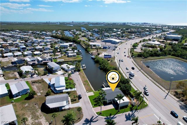 17520 AZALEA LN, Fort Myers Beach, FL 33931