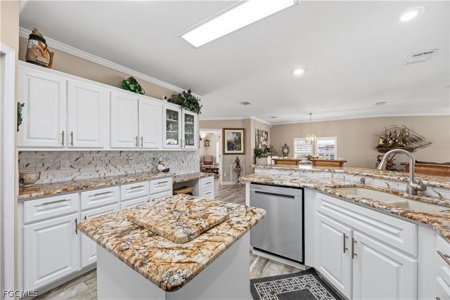 17520 AZALEA LN, Fort Myers Beach, FL 33931
