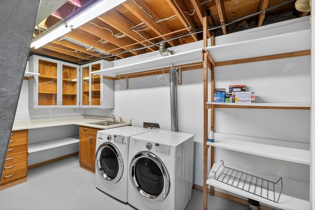 2357 Northern Hills Court NE, Rochester, MN 55906