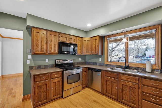 2357 Northern Hills Court NE, Rochester, MN 55906