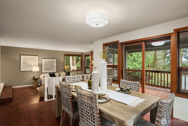 4230 212th Avenue NE, Sammamish, WA 98074