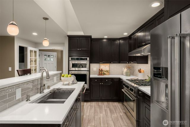 4230 212th Avenue NE, Sammamish, WA 98074