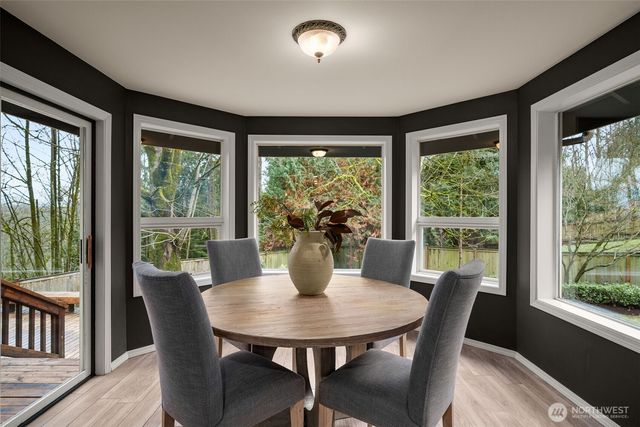 4230 212th Avenue NE, Sammamish, WA 98074