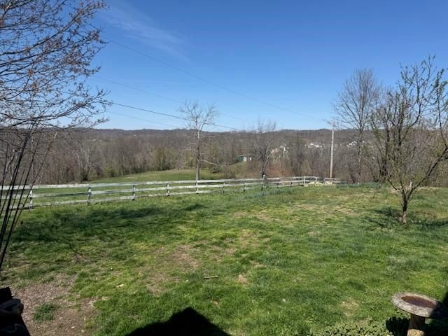 162 Bloomin Hill, Ona, WV 25545