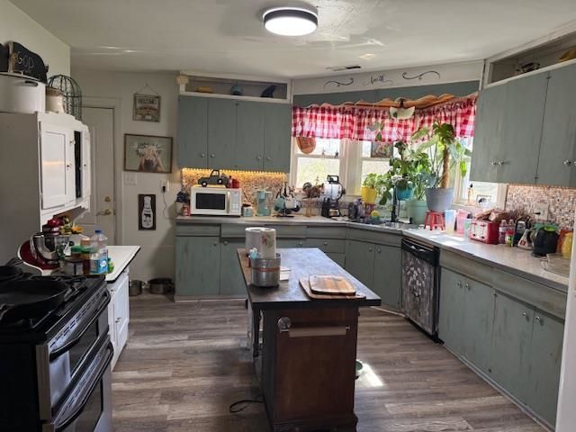 162 Bloomin Hill, Ona, WV 25545