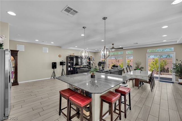 6464 Pear Valley Lane, Las Vegas, NV 89118