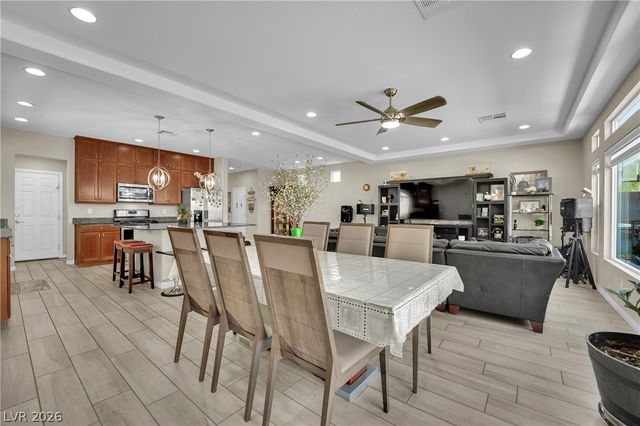 6464 Pear Valley Lane, Las Vegas, NV 89118