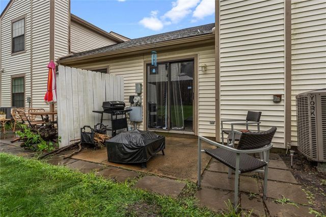 8475 Woodgrove Drive, Washington Twp, OH 45458