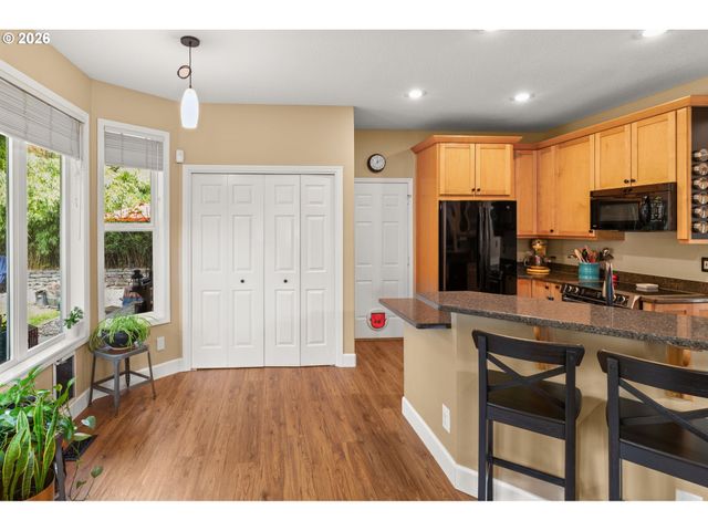 16183 Sw 103RD Ave, Tigard, OR 97224