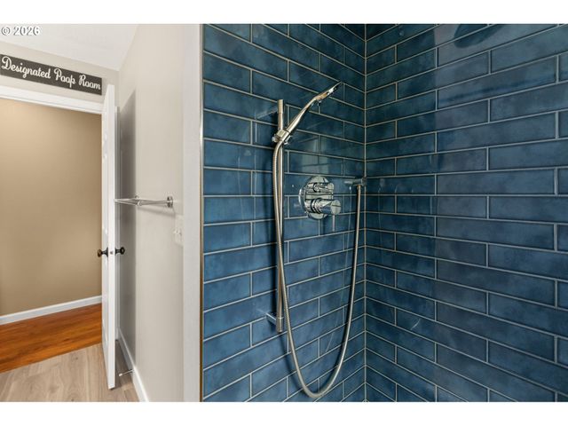 16183 Sw 103RD Ave, Tigard, OR 97224