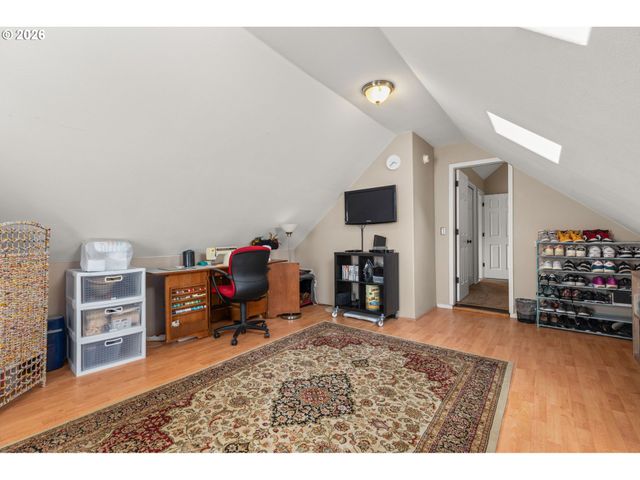 16183 Sw 103RD Ave, Tigard, OR 97224