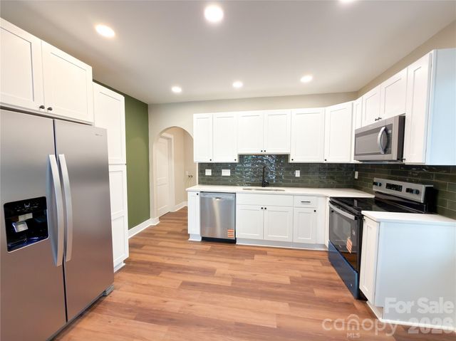 1904 Hemlock Avenue, Gastonia, NC 28054