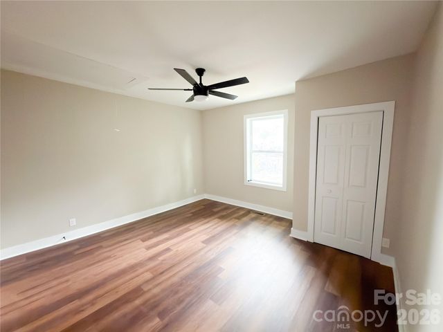 1904 Hemlock Avenue, Gastonia, NC 28054