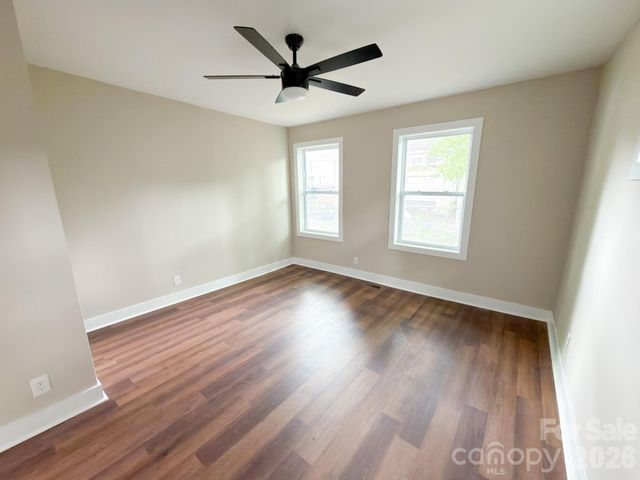 1904 Hemlock Avenue, Gastonia, NC 28054