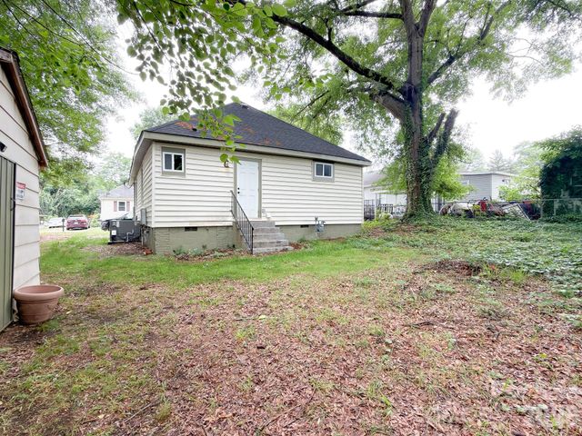 1904 Hemlock Avenue, Gastonia, NC 28054