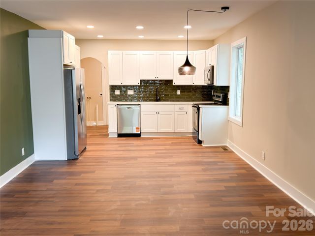 1904 Hemlock Avenue, Gastonia, NC 28054