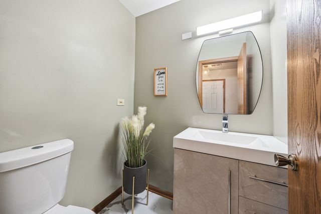 19424 Cypress Drive 1C, Country Club Hills, IL 60478