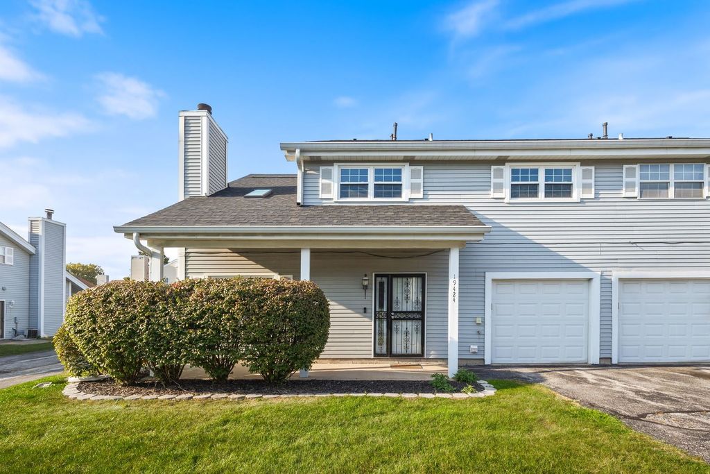 19424 Cypress Drive 1C, Country Club Hills, IL 60478