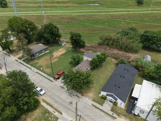 506 N Moore Street, Dallas, TX 75203