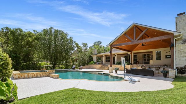 13907 Jbk Memorial Drive, Willis, TX 77318