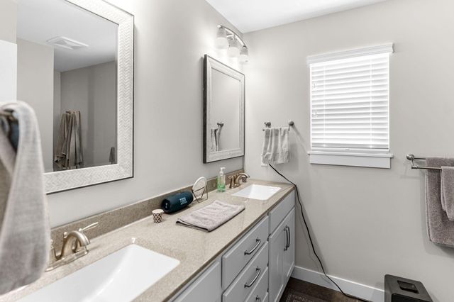 17382 EMILY CT. CT, Boonville, MO 65233