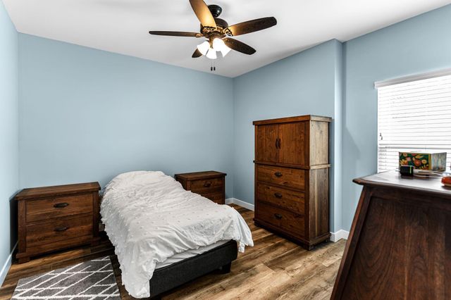 17382 EMILY CT. CT, Boonville, MO 65233