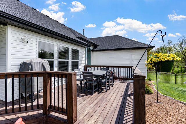 17382 EMILY CT. CT, Boonville, MO 65233