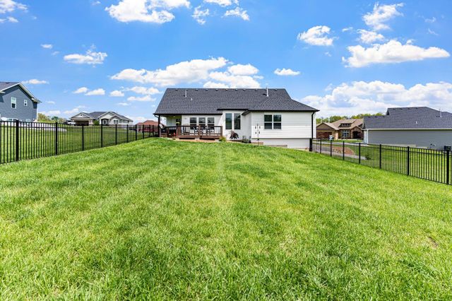 17382 EMILY CT. CT, Boonville, MO 65233