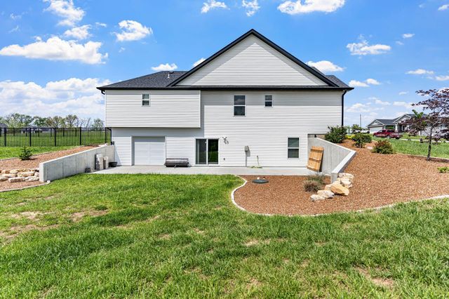 17382 EMILY CT. CT, Boonville, MO 65233
