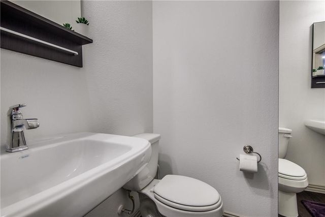 4242 Cascade Sky Drive, Arlington, TX 76005