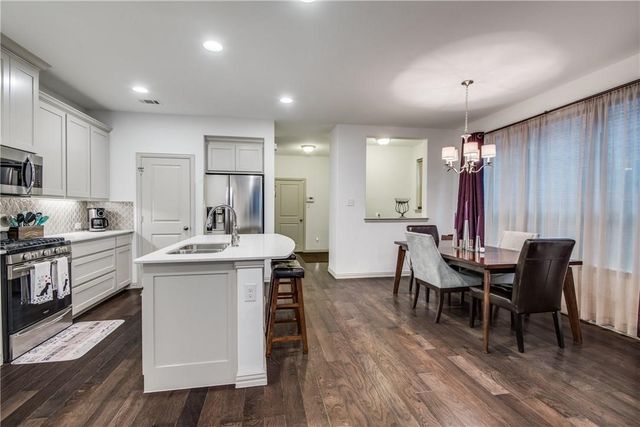 4242 Cascade Sky Drive, Arlington, TX 76005