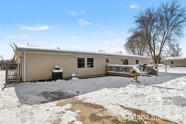 1451 W Charles Road, Ionia, MI 48846